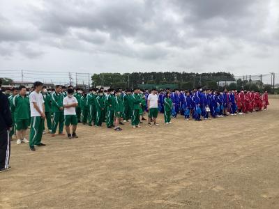 開会式のみグラウンドで・・・